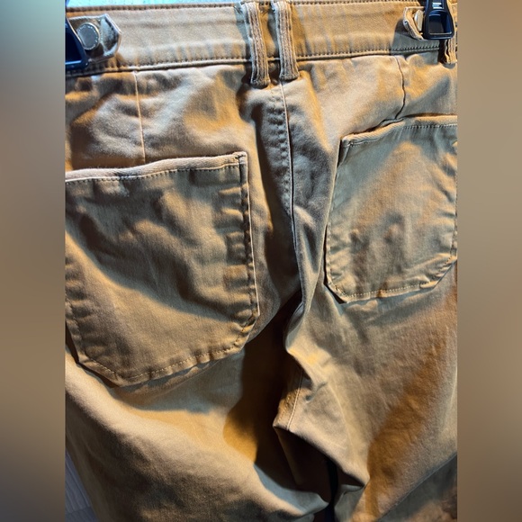 Democracy Dark Khaki Jeans- Size 8- Like New - Picture 5 of 5